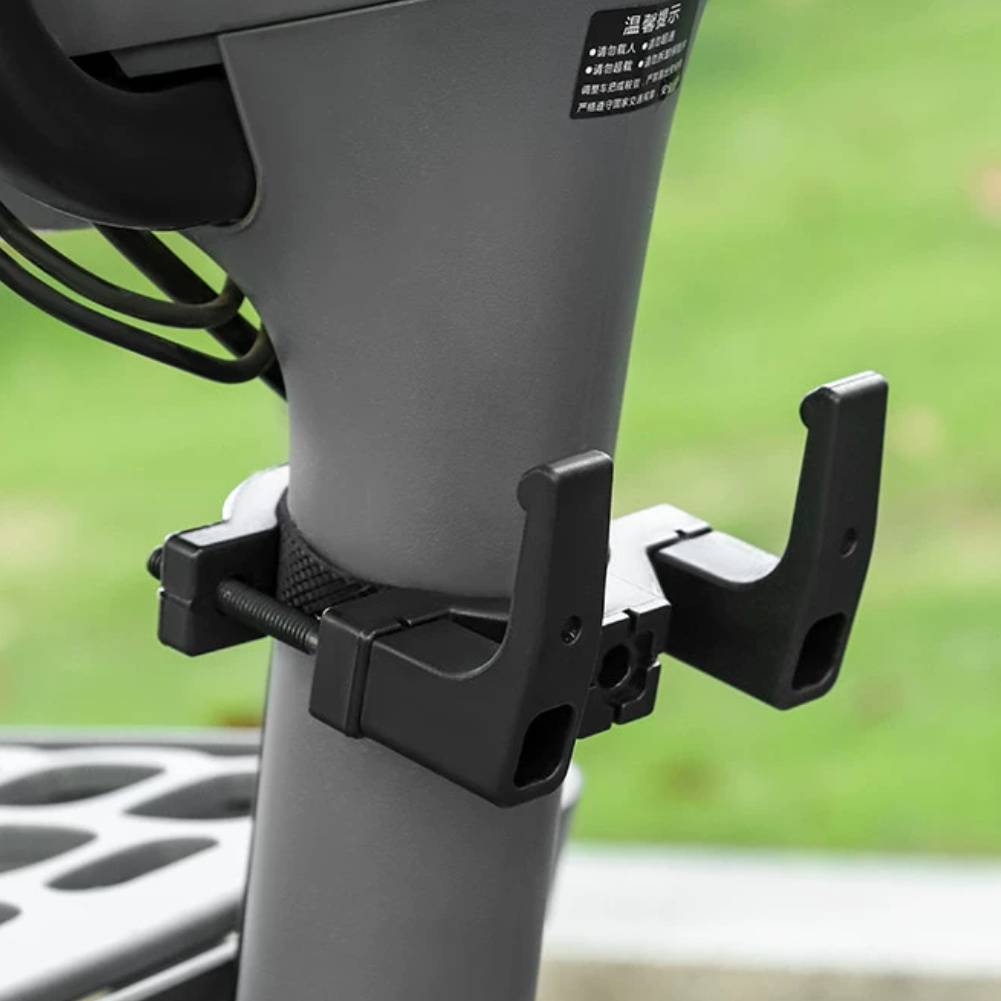 Hooks Motorcycle Helmet Access - Cycling Commute Bag บทวิจารณ์และราคา